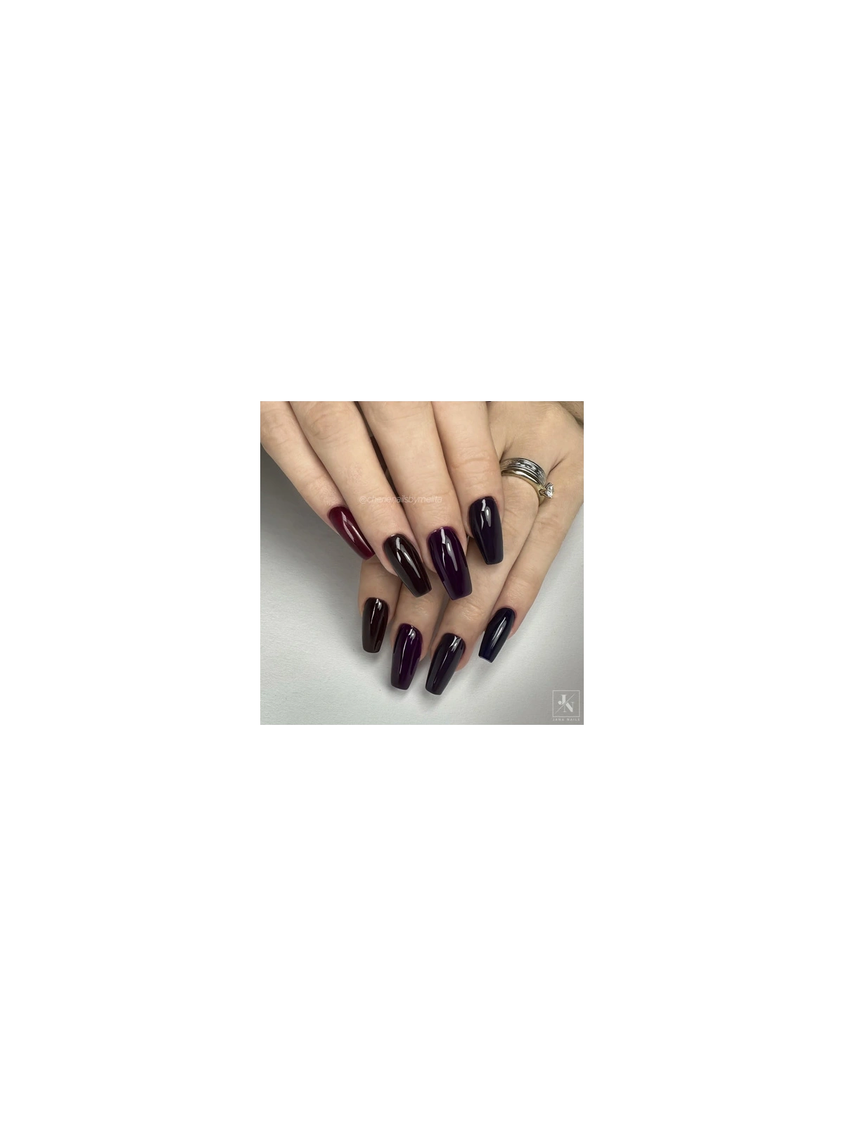 Moto mania ciemny fioletowy lakier hybrydowy 10 ml Jana Nails